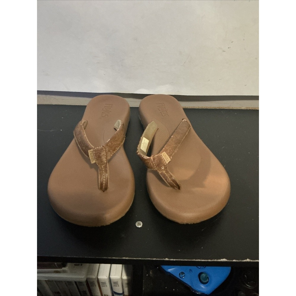 Flojos Womens Flip Flops Brown Size 9 Embossed Straps Casual Sandals